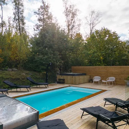 Funkisdrom With Pool By Beautiful Hvaler Vila Sarpsborg