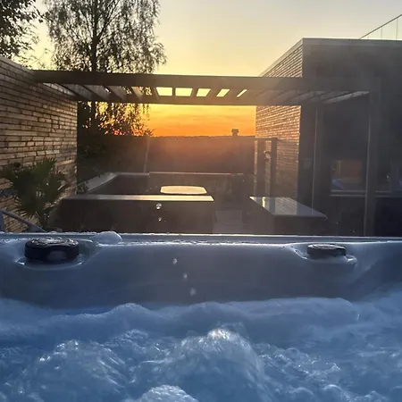 Funkisdrom With Pool By Beautiful Hvaler Sarpsborg